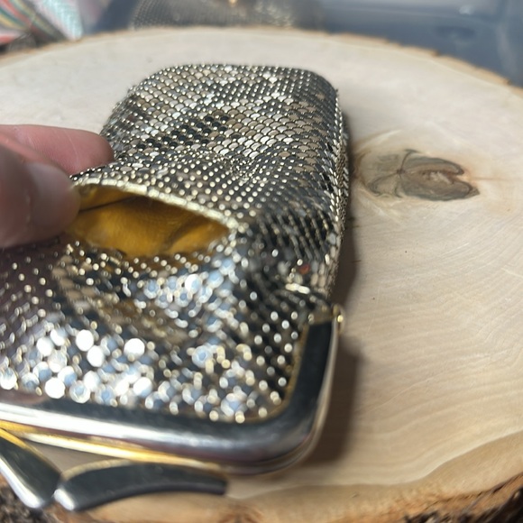 Whiting & Davis Set of Two Elegant Gold Sequin Women's Clutch Set - Picture 12 of 15